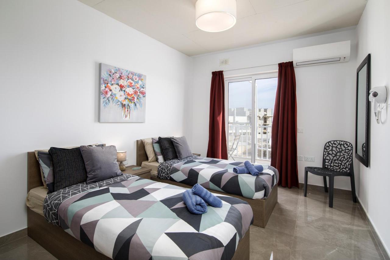 Hilltop Apartments - Stylish Comfort Living Close To The Sea, Bugibba San Pawl il-Baħar Eksteriør billede