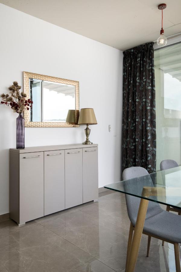 Hilltop Apartments - Stylish Comfort Living Close To The Sea, Bugibba San Pawl il-Baħar Eksteriør billede