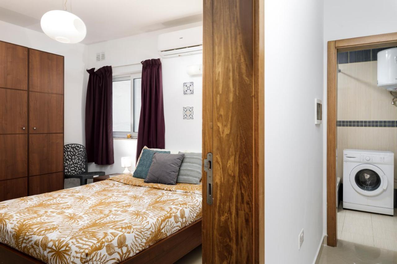 Hilltop Apartments - Stylish Comfort Living Close To The Sea, Bugibba San Pawl il-Baħar Eksteriør billede