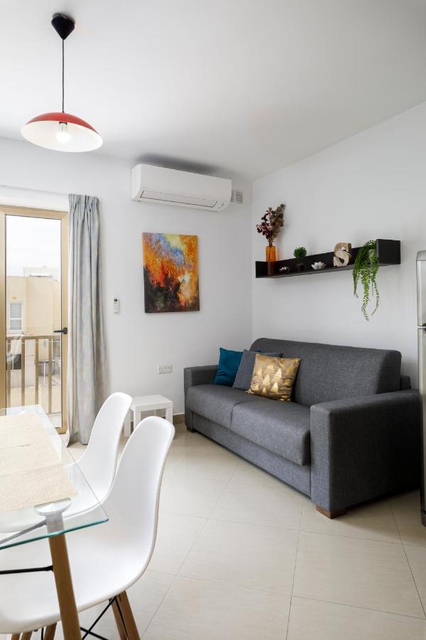 Hilltop Apartments - Stylish Comfort Living Close To The Sea, Bugibba San Pawl il-Baħar Eksteriør billede